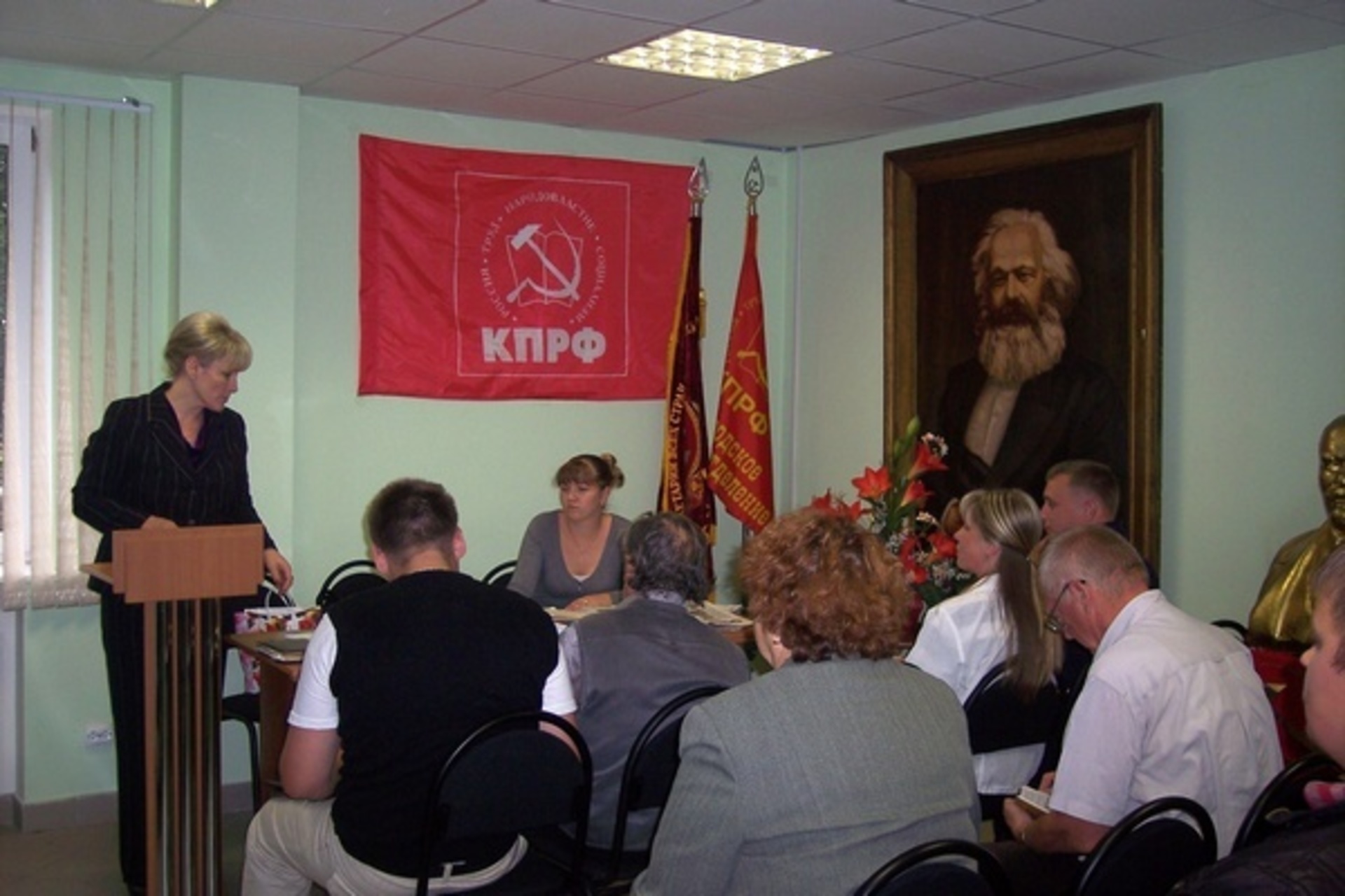 макаревич кпрф великий новгород. кандидаты от кпрф в великом новгороде. профсоюзы великий новгород. кпрф великий новгород баннер 2021. величкин андрей иванович депутат госдумы от кпрф.